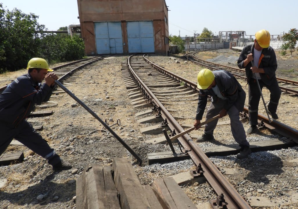 Стрелочный электропривод блочного типа спм 150. Ручная стрелка ужд. Укспс на сцб. Внешний ж д. Сбрасывающих башмаков, сбрасывающих остряков, сбрасывающих стрелок.